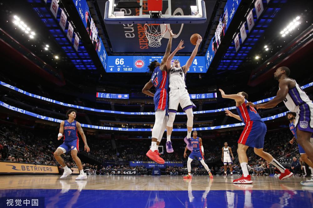 视野开阔的 视野开阔的