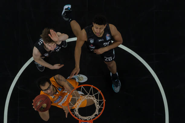 防守稳固 防守稳固