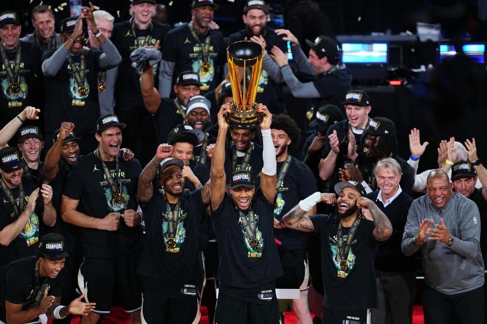 引更多商业 引更多商业