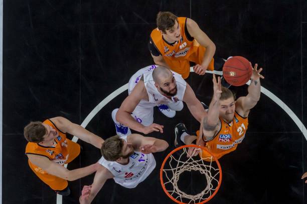 山东泰山两 山东泰山两